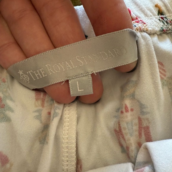 Nutcracker Print Pajama Shorts - Picture 3 of 4